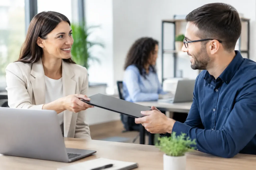How to Streamline Sales Handover Without Lost Work
